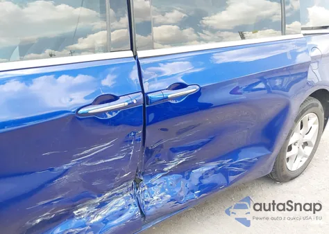 2019 Chrysler Pacifica Touring Plus z USA, uszkodzony, nr VIN 2C4RC1FG4KR706308